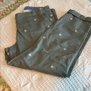 Talbots Women's Green Cropped Pants with White Floral Accents